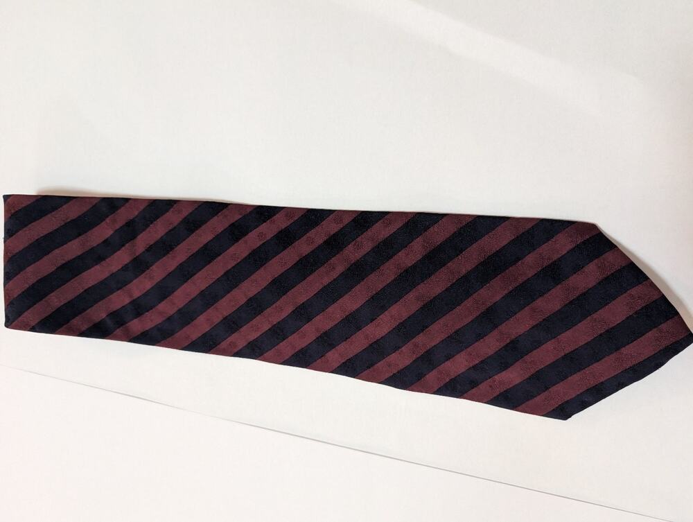 Calvin Klein Men's Silk Tie Burgundy Navy Blue Striped Classic Necktie USA Made